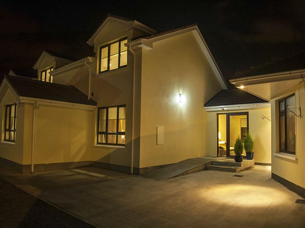 ホテル Hillview House Lusk エクステリア 写真